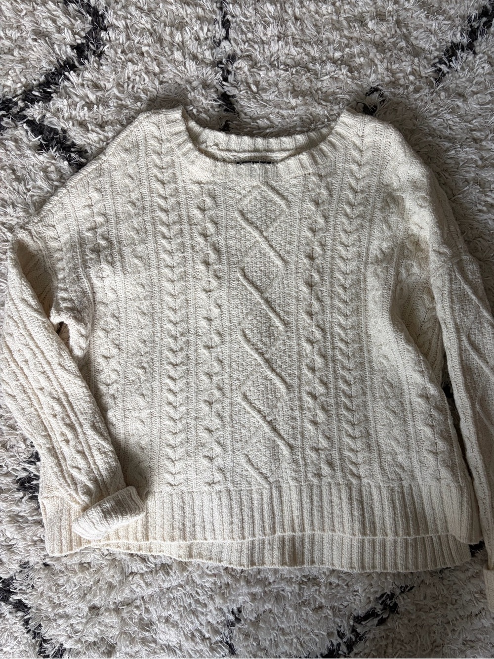 American Eagle Classic Cable Knit Crewneck Sweater - Cream